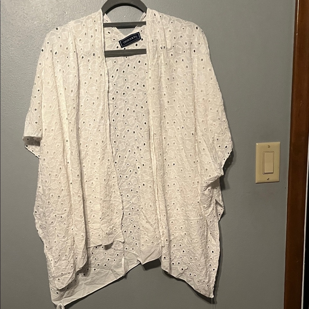 Crown & Ivy White Eyelet Cover-Up